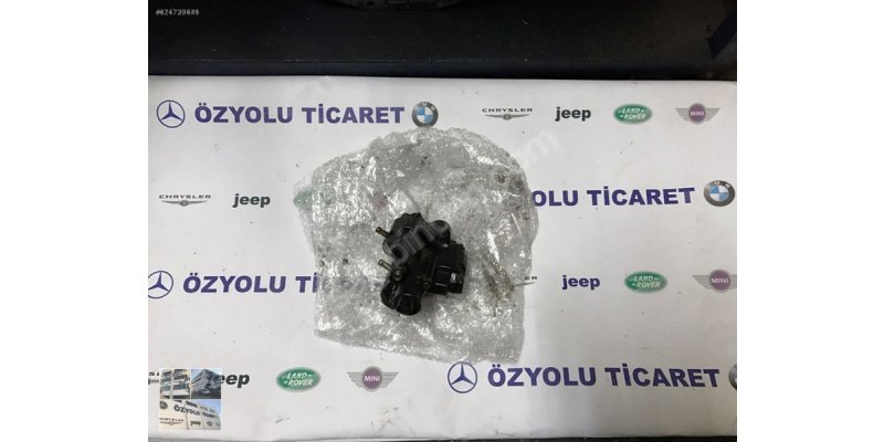 Çıkma BMW 5 E60 3.0 DİESEL YAKIT POMPASI 7787563 Parça