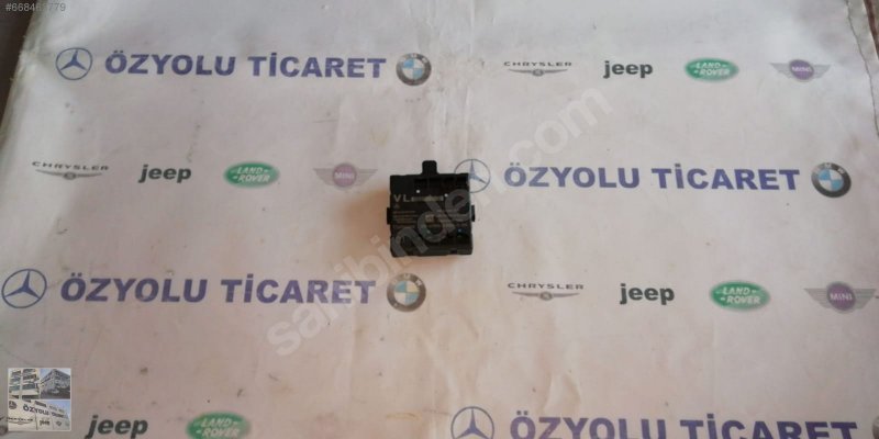 Çıkma Mercedes w204 c serisi kapı beyni A212900631 Parça