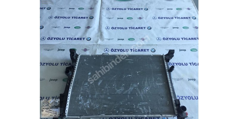 Çıkma MERCEDES CLA SERİSİ W117 SU RADYATÖRÜ A2465001303 Parça