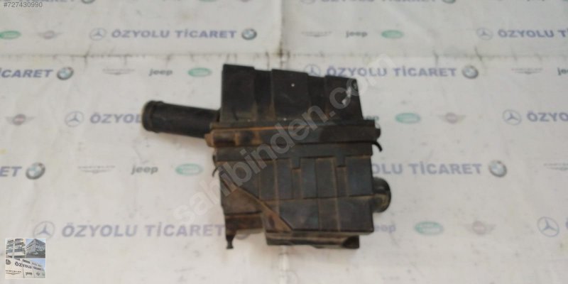 Çıkma Mercedes w124 e serisi e200 111 motor hava filtre kutusu 000886 Parça