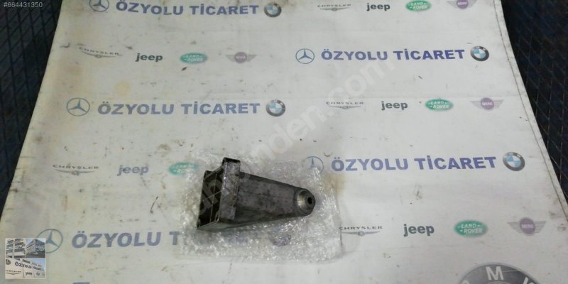 Çıkma Mercedes w171 slk 271 motor kulağı A2712231304 Parça