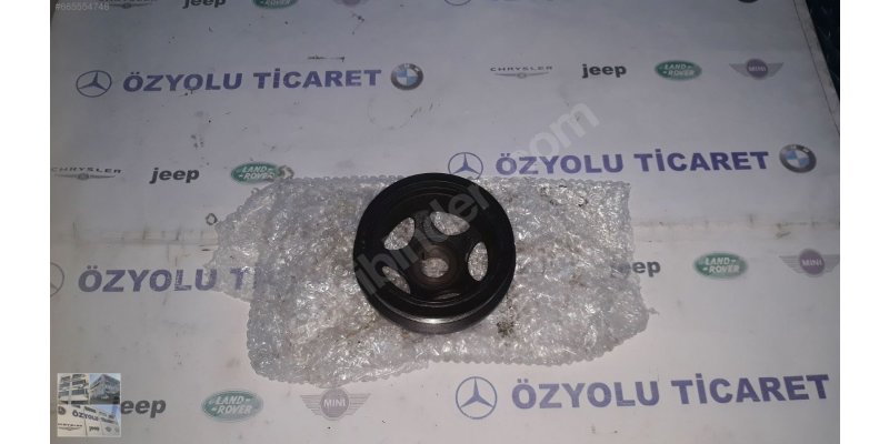 Çıkma Mercedes w204 c serisi 271 cgı motor krank kasnağı A271030020 Parça