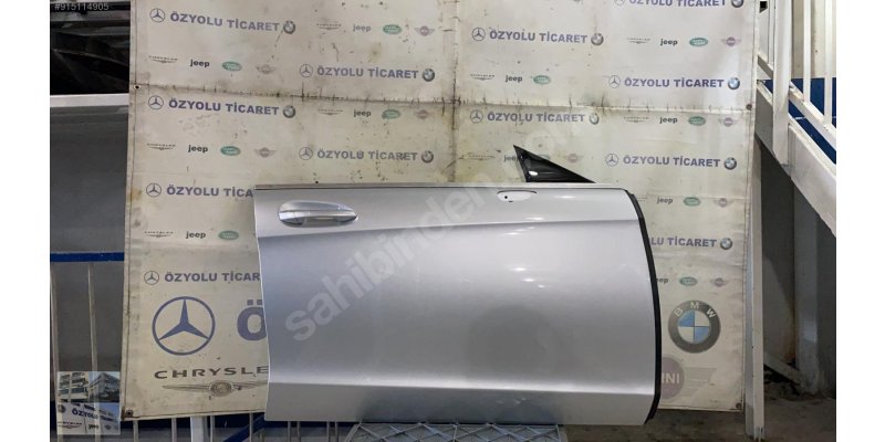 Çıkma MERCEDES W218 CLS SAĞ ÖN KAPI METALİK GRİ 0010922  Parça