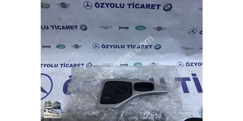Çıkma BMW X1 E84 VİTES KÖRÜĞÜ VE MAUNU 0010448 Parça
