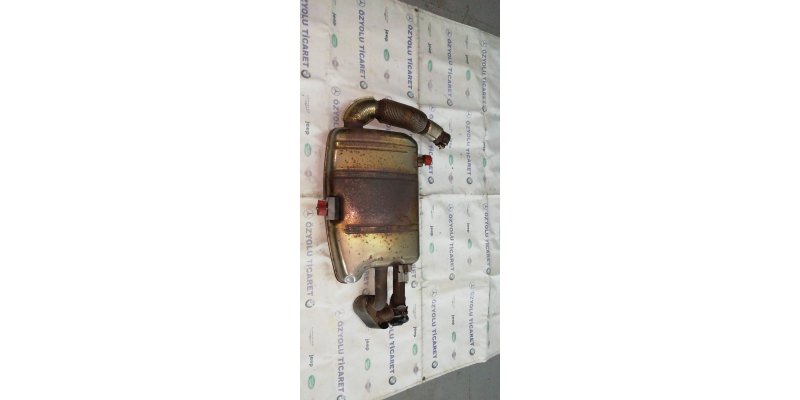 Çıkma Bmw i8 orta egzos susturucu 001039 Parça