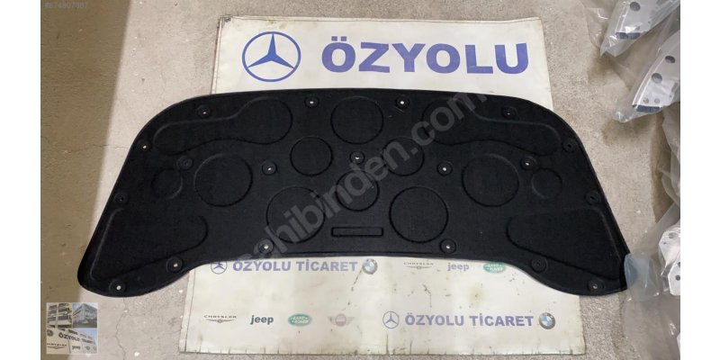 Çıkma MERCEDES W117 CLA MOTOR KAPUT İÇ KEÇESİ 0010331 Parça