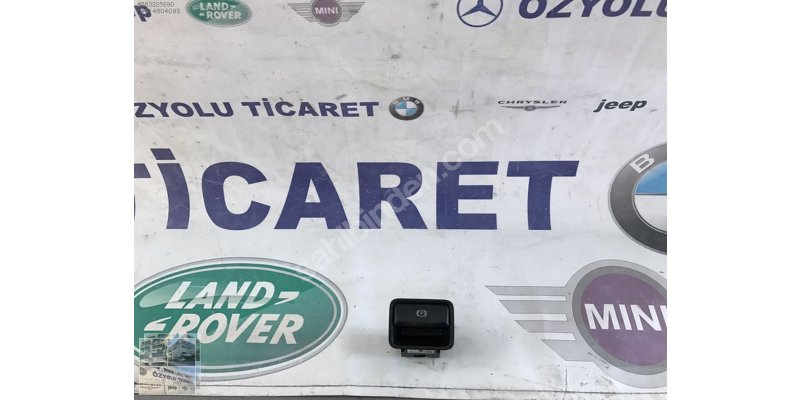 Çıkma MERCEDES B W246 EL FREN KUMANDA DÜĞMESİ-2469050451 Parça