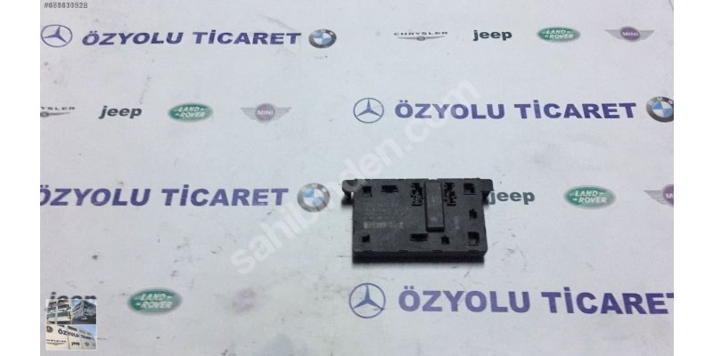 Çıkma MERCEDES VİTO VİANO W639 SAĞ KAPI BEYNİ 6398200326 Parça
