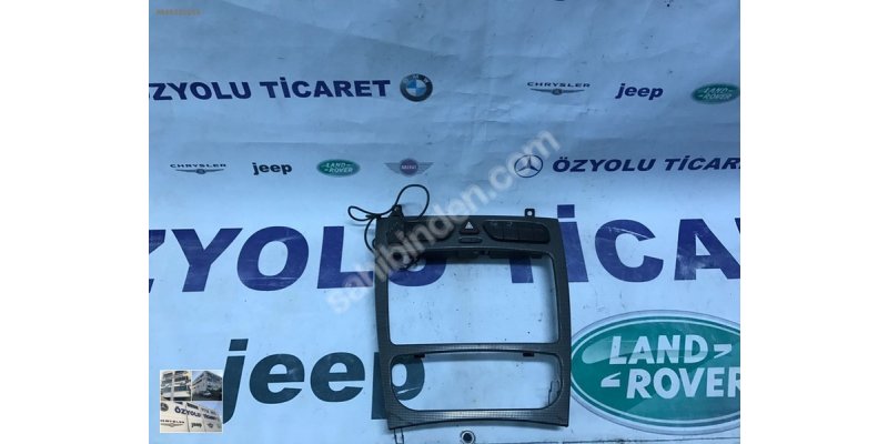 Çıkma MERCEDES C SERİSİ W203 KLİMA PANEL ÇERÇEVESİ 0010573 Parça
