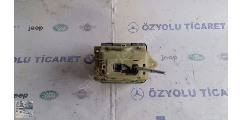 Çıkma MERCEDES C SERİSİ W204 VİTES MEKANİZMASI 2042677524 Parça