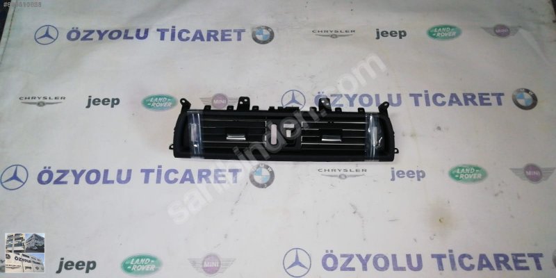 Çıkma BMW f10 5 serisi orta havalandırma ızgarası kromsuz 0010523 Parça