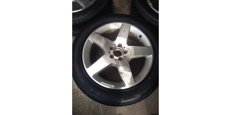 Çıkma MERCEDES ML OFSETLİ JANT LASTİK TAKIMLARI 2012 2017 0010906 Parça