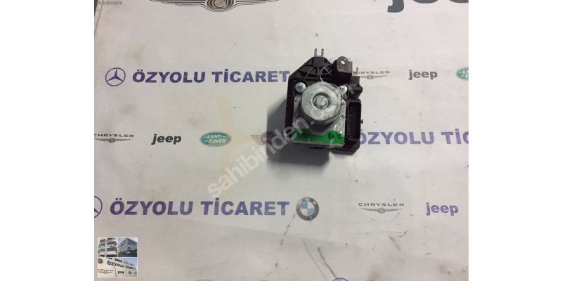 Çıkma MERCEDES CLA SERİSİ W117 ABS BEYNİ A0004313700  Parça