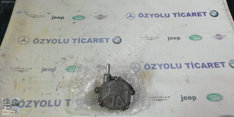 Çıkma Mercedes w204 c serisi 271 CGI Motor fren vakum pompası A2712301 Parça