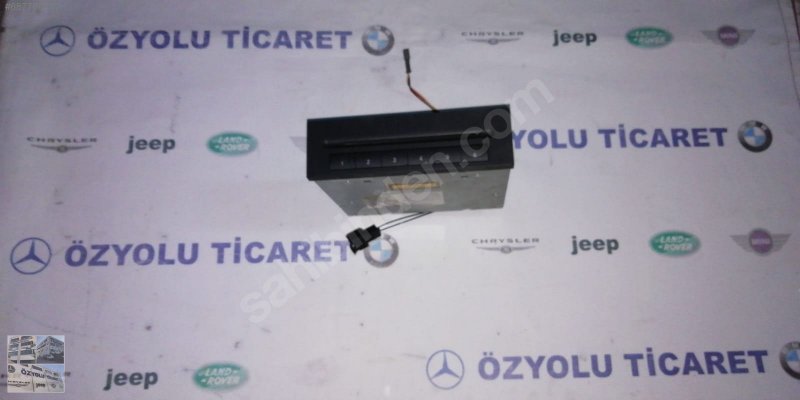 Çıkma Mercedes w219 cls serisi CD changer A2118706189 Parça
