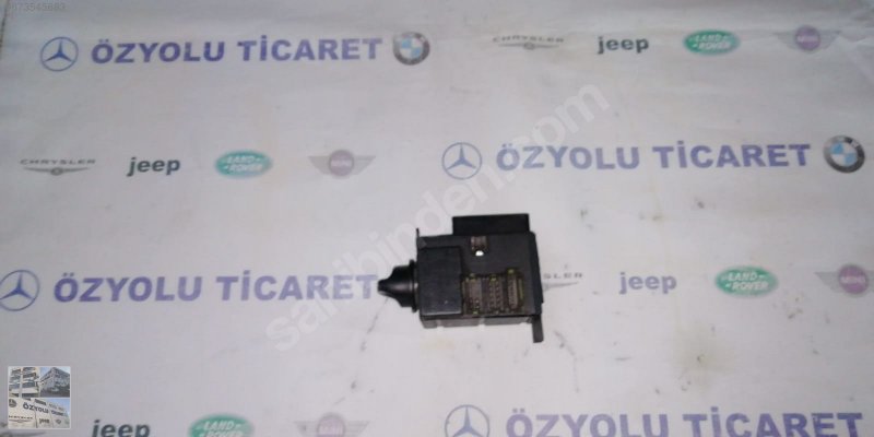 Çıkma Mercedes w414 vaneo serisi far anahtarı 1685450104 Parça