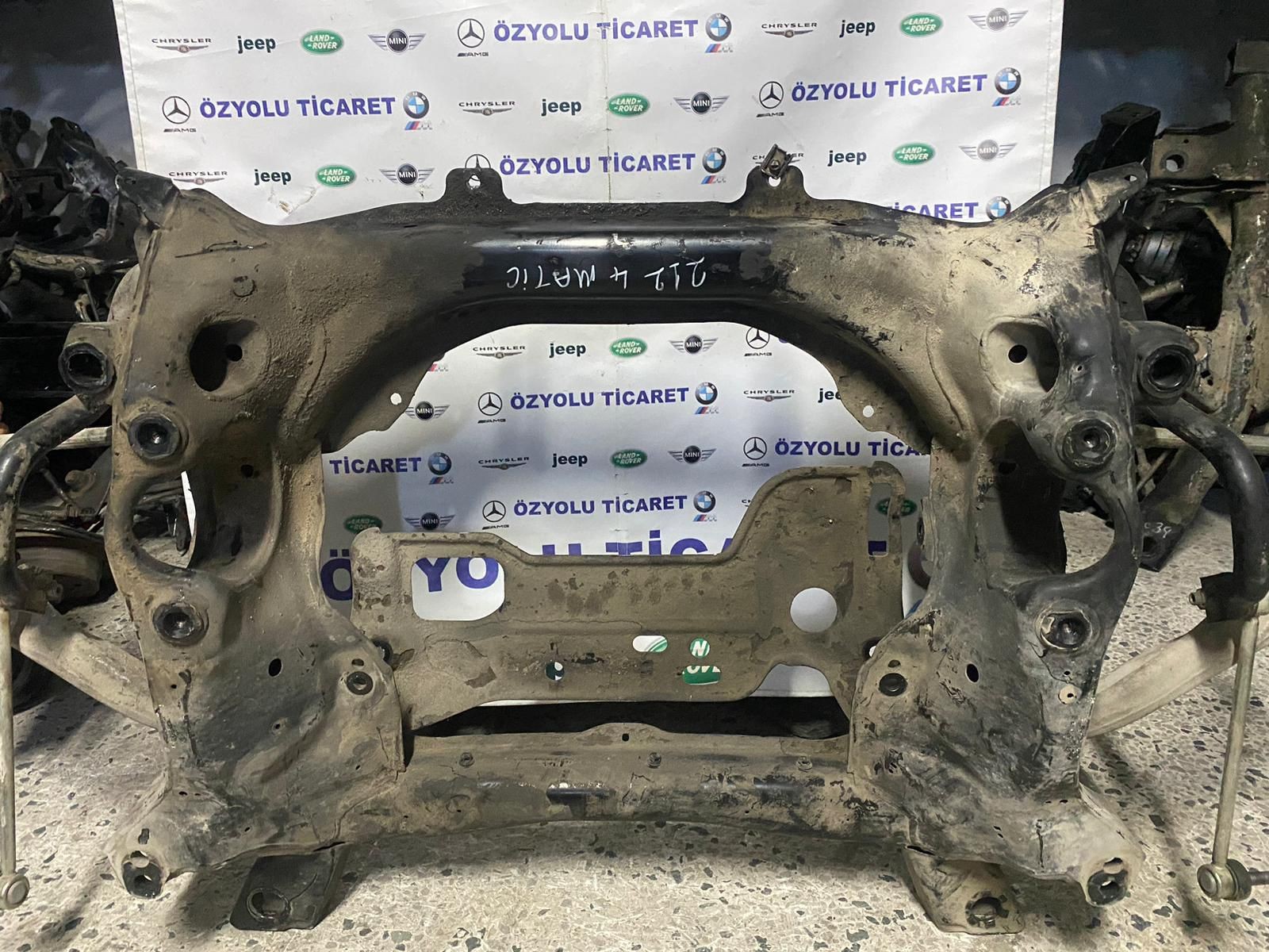 Mercedes-Benz E Serisi MERCEDES W212 E Serisi 4-Matic Motor Alt Travers A2126280457