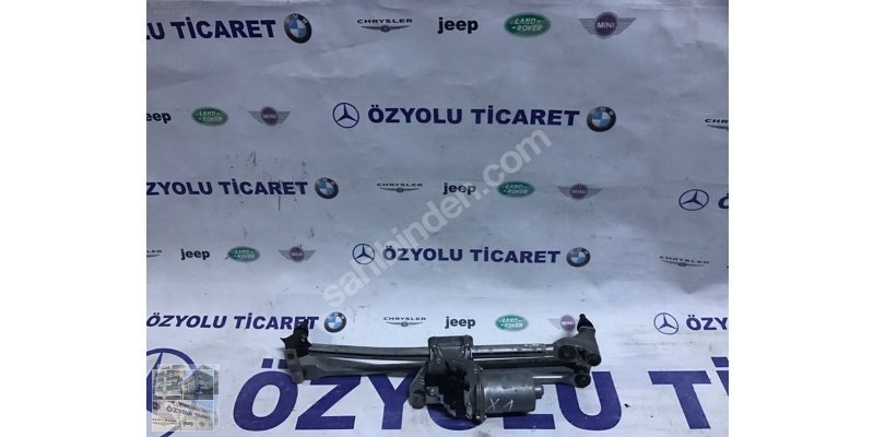 BMW X1 E84 SİLECEK MOTORU VE MEKANİZMASI 0010745  