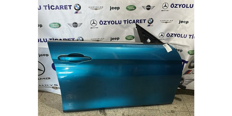 BMW F36 4 Gran Coupe Sağ Ön Kapı Hatasız