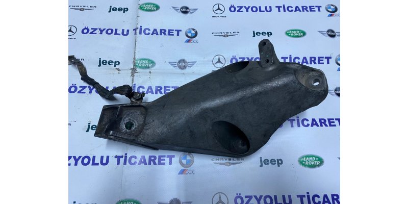 BMW E70 X5 3.0d M57 Sol Motor Kulağı 2211 6787489