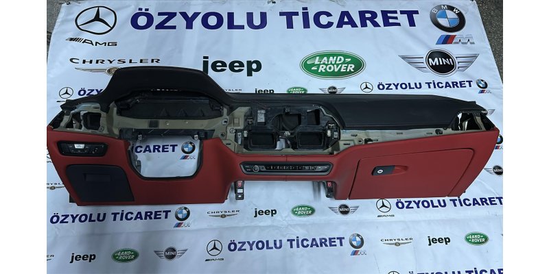 BMW G82 M4-G80 M3 Siyah Kırmızı Head Up Göğüs