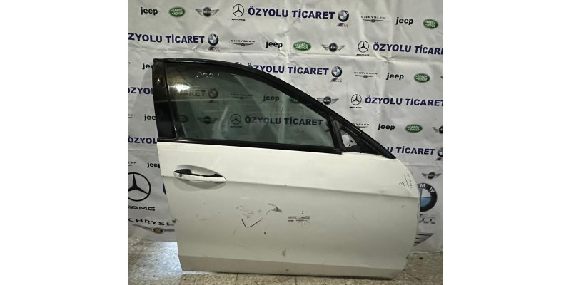 Mercedes W212 E Serisi Sağ Ön Kapı Beyaz 2009-2016