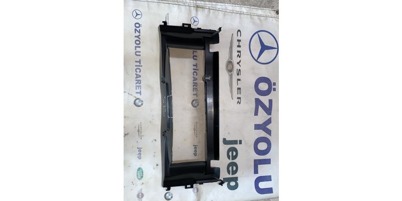 BMW F30 3 SERİSİ M PAKET ALT HAVA KANALI 0010881