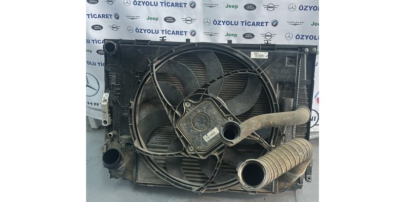 BMW F30 320d B47 Motor Radyatör Fan Seti
