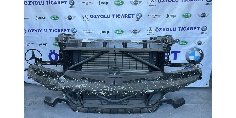 BMW F22-F23 2 Serisi Dolu Ön Panel Set