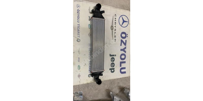 MERCEDES W117 CLA 180 DİZEL İNTERCOL RADYATÖRÜ A2465000900