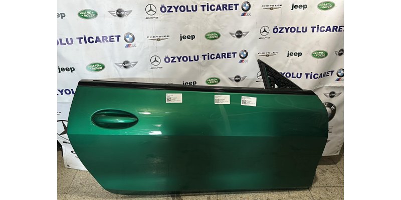 BMW G82-G83 M4 Sağ Ön Kapı Hatasız Yeşil