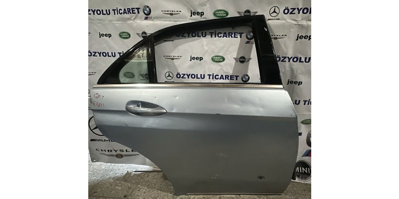 Mercedes W212 E Serisi Makyajlı Sağ Arka Kapı 2013-2016