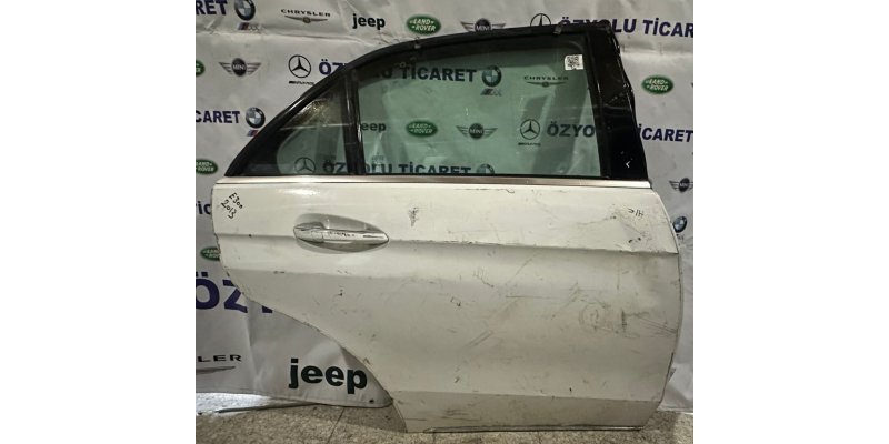 Mercedes W212 Makyajlı Sağ Arka Kapı Beyaz 2013-2016