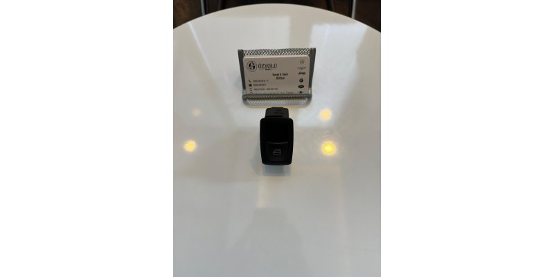 MERCEDES W164 ML-SERİSİ TEKLİ CAM DÜĞMESİ A2518200510