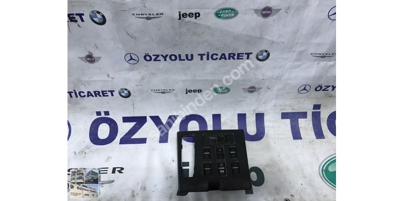 RANGE ROVER 4.6 HSE DÖRTLÜ CAM DÜĞMESİ VE ÇERÇEVESİ 0010550