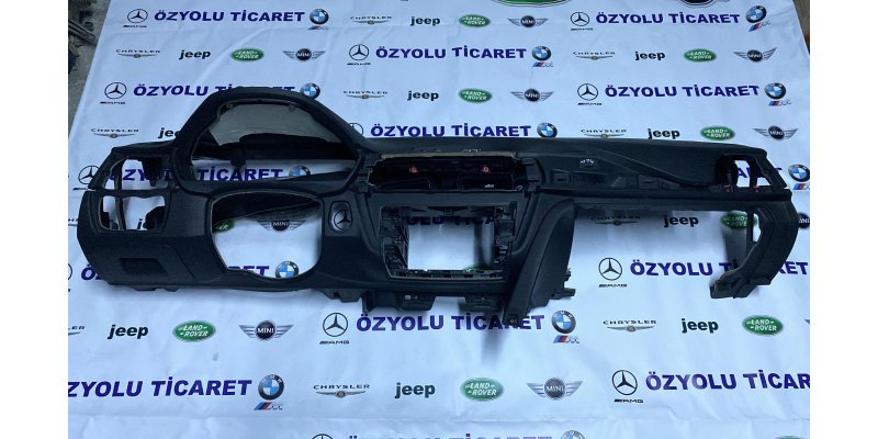 BMW F30 LCİ 3 Serisi Ön Torpido Göğüs 5145 9247992