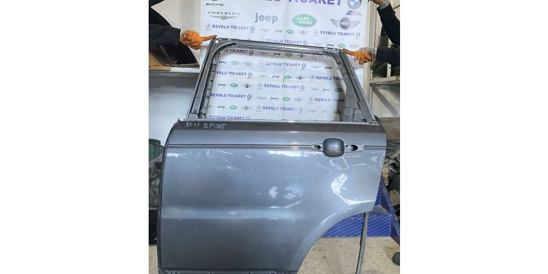 RANGE ROVER SPORT L494 Sol Arka Kapı Çıkma (2013-2022)