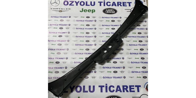 BMW F20 LCİ 1 Seri Cam Önü Izgara 5171 7240672