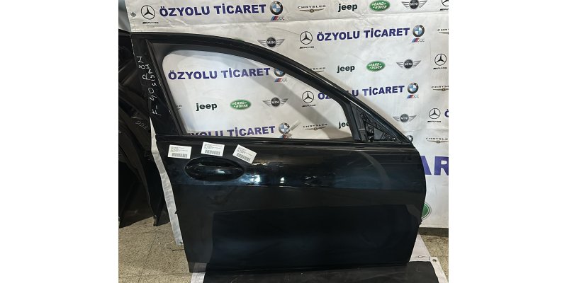 BMW F40 1 Serisi Sağ Ön Kapı Hatasız Siyah