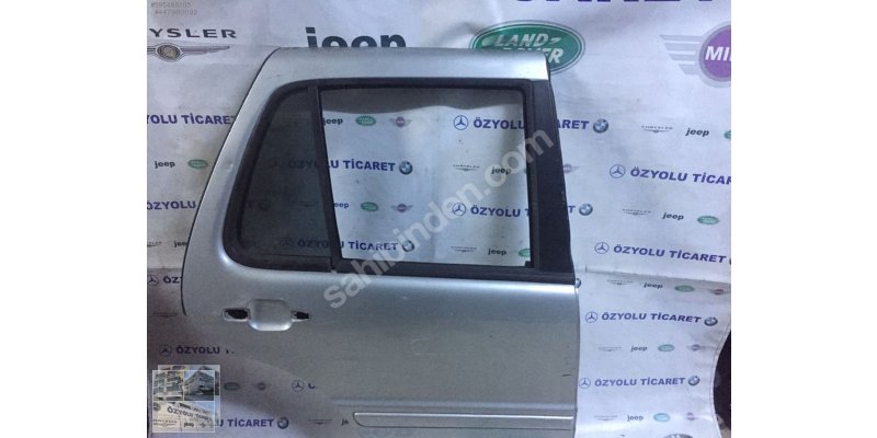 MERCEDES ML SERİSİ W163 SAĞ ARKA KAPI 000976