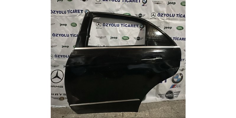 Mercedes W212 E Serisi Sol Arka Kapı 2009-2012