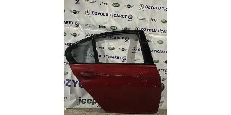 BMW F30 3 Serisi Sağ Arka Kapı kırmızı 2012-2018