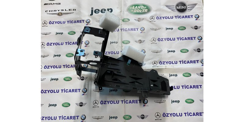 BMW F10-F10 LCİ 5 SERİSİ SAĞ FAR YUVASI 5164 7200794