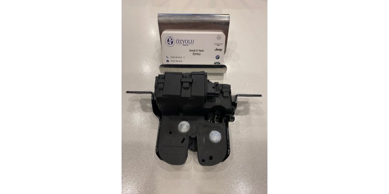 BMW F20 LCİ BAGAJ KİLİDİ 51247248075