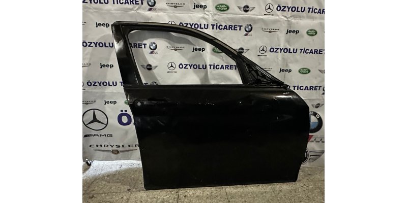 BMW F20 1 Serisi Sağ Ön Kapı Siyah 2012-2018