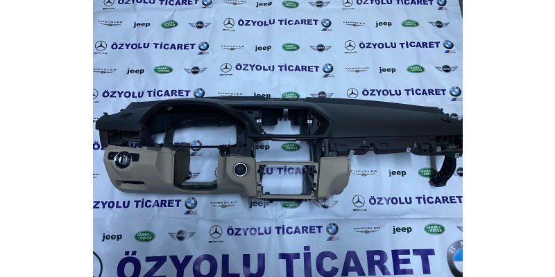 MERCEDES W212 Makyajlı Kahverengi Bej Göğüs Torpido