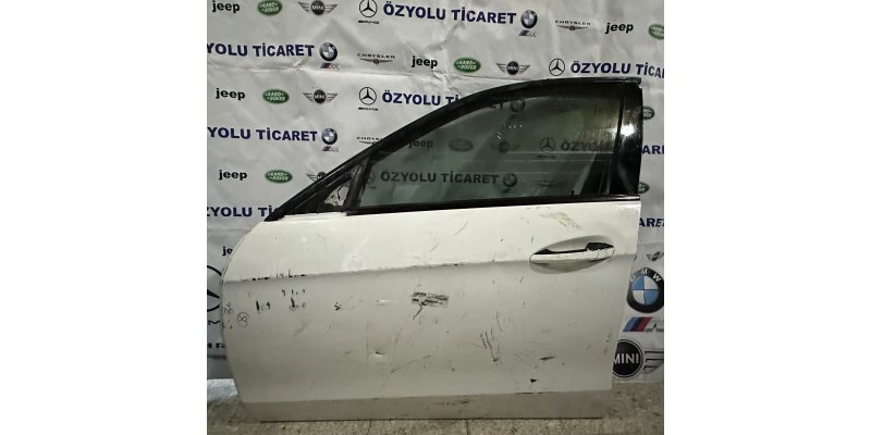 Mercedes W212 Sağ Ön Kapı Beyaz 2009-2016